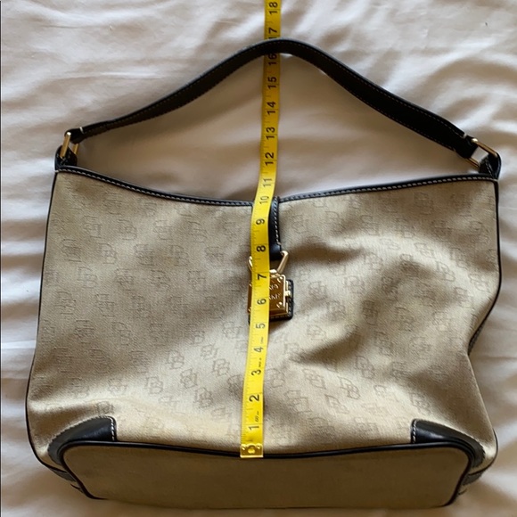 Dooney & Bourke | Tan w/ Brown Trimming | Tote - Picture 3 of 9